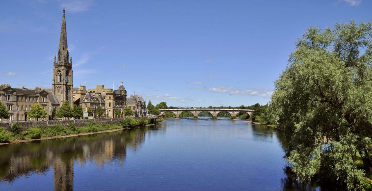 The Broch, Ground Floor City Centre Apartment, Sleeps 6 Perth Bagian luar foto
