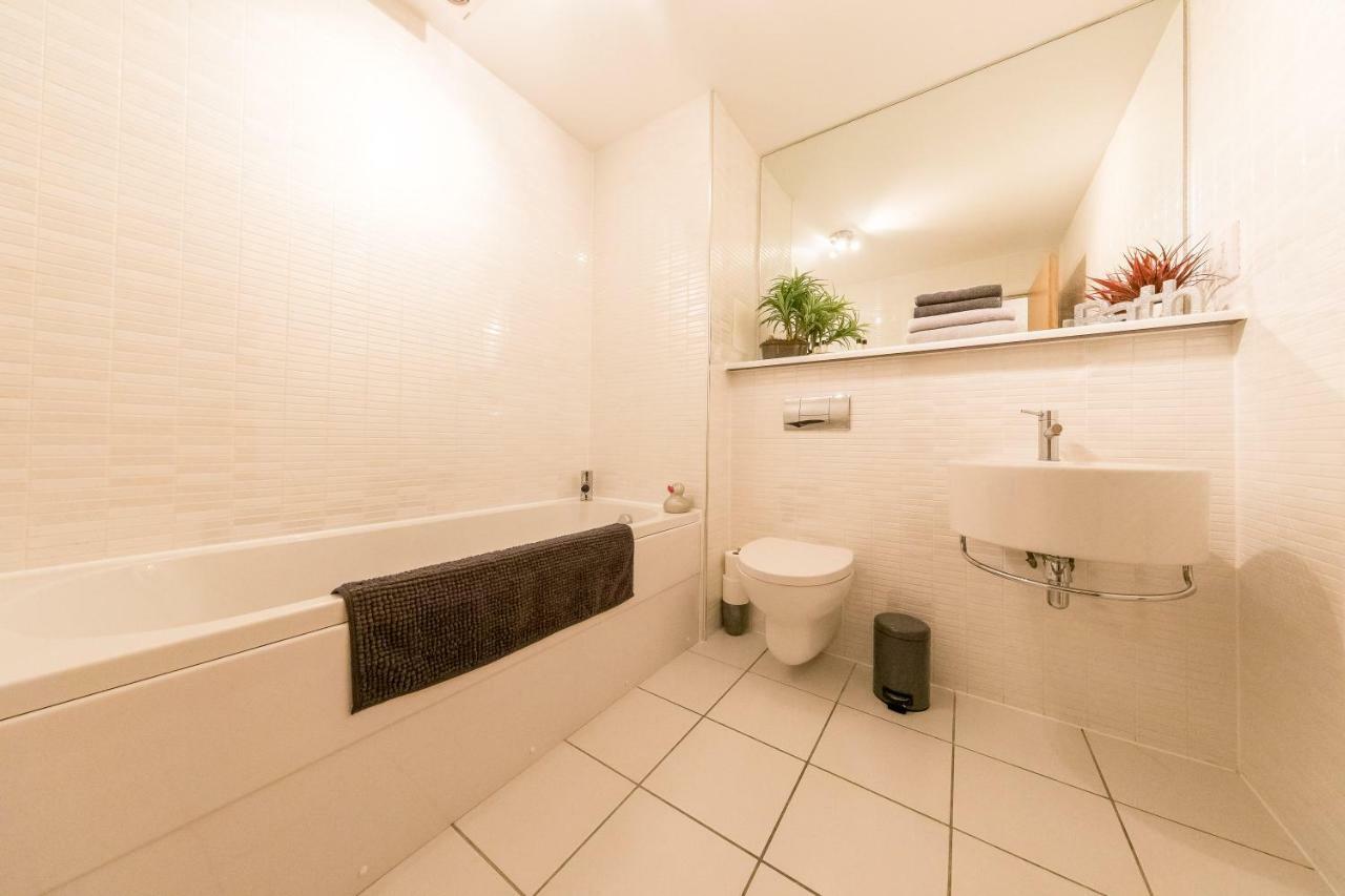 The Broch, Ground Floor City Centre Apartment, Sleeps 6 Perth Bagian luar foto